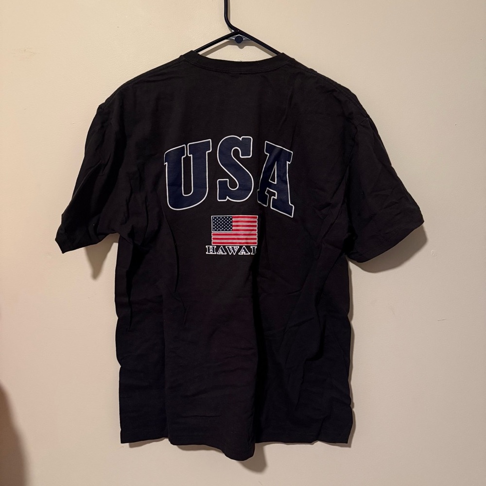 tshirt - Picture 3 of 3